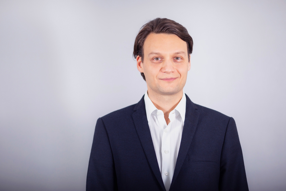 Prof. Dr. Alexander Kriwoluzky