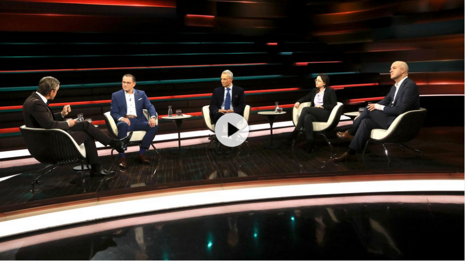 Marcel Fratzscher zu Gast bei Markus Lanz mit Tino Chrupalla, Journalistin Anne Hähnig und Historiker Michael Wolffsohn am 7. Dezember 2023.