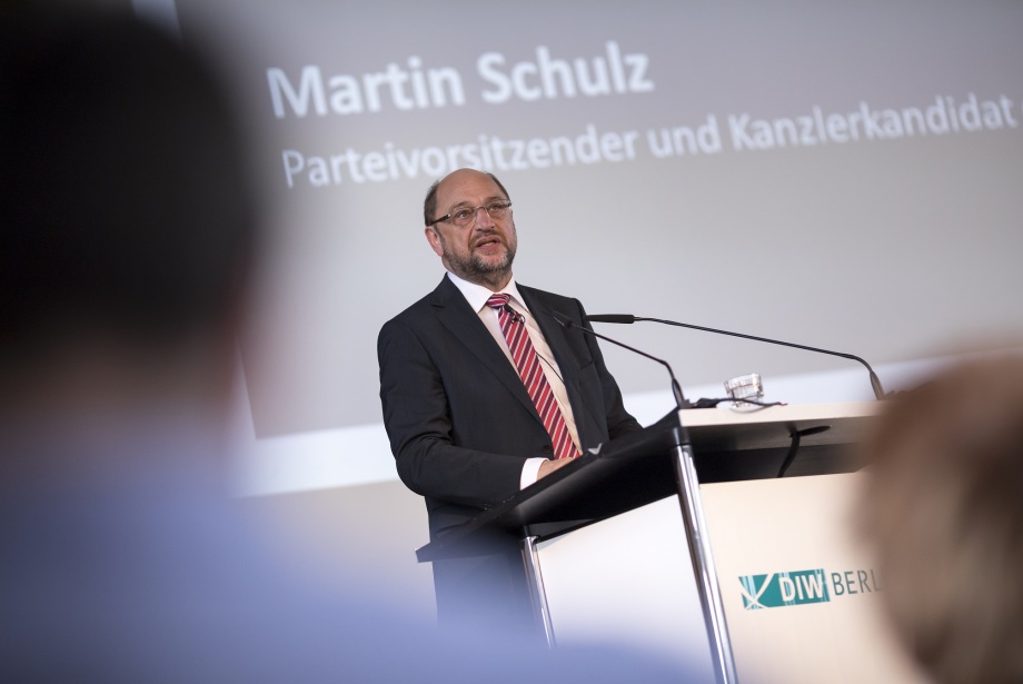 SPD-Kanzlerkandidat Martin Schulz während seiner Rede zur Integrationspolitik.; Berliner Reden zur Integrationspolitik mit Martin Schulz am 15. August 2017 im Auditorium Friedrichstraße