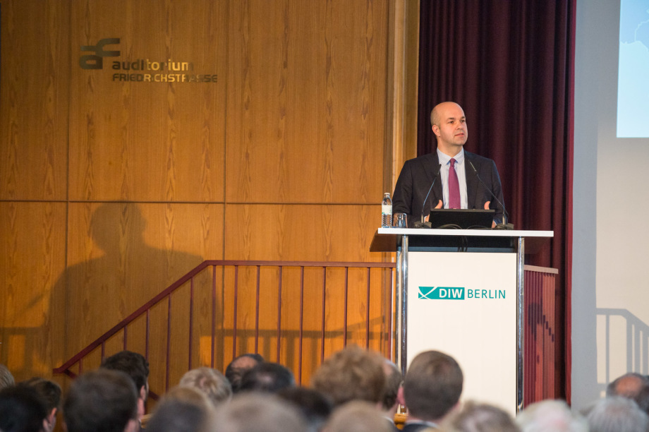 Begrüßung durch Marcel Fratzscher, Präsident des DIW Berlin.