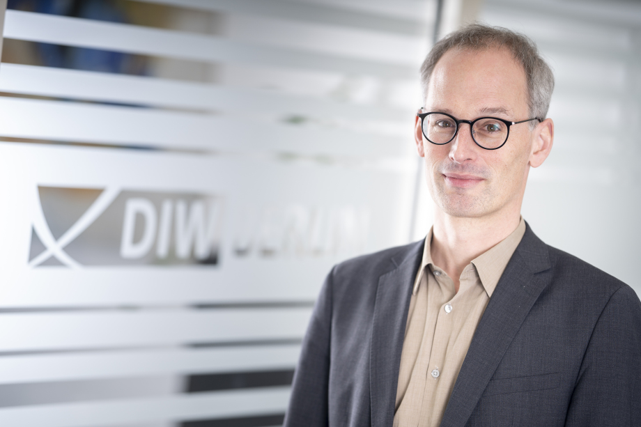 Karsten Neuhoff, Leiter der Abteilung Klimapolitik