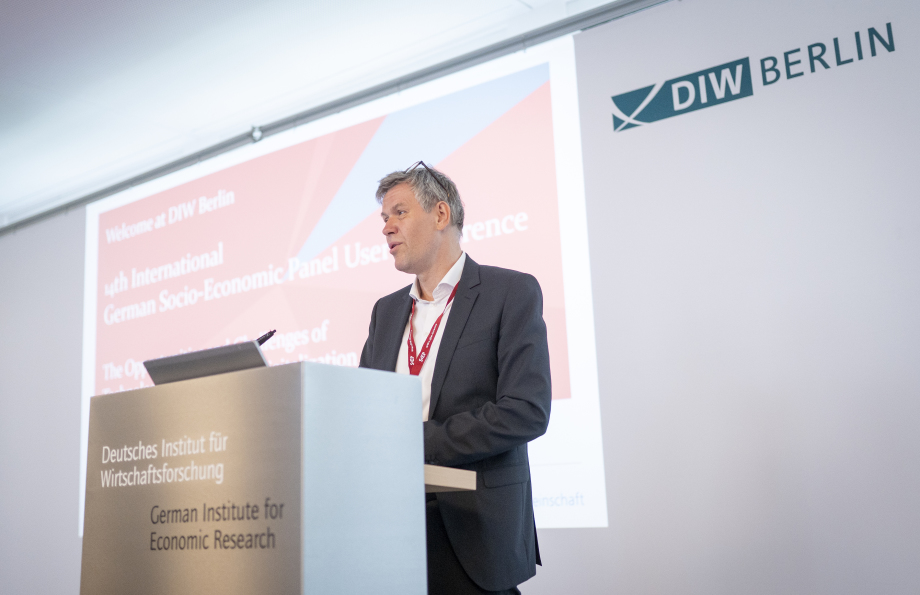 Stefan Stupp, BMBF, SOEP 2022, SOEP-Konferenz 2022, SOEP Conference, Welcome Address, Plenary