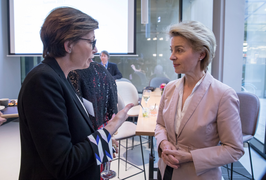 Sylvie Matherat, ,Chief Regulatory Officer and Member of the Management Board, Deutsch Bank; Ursula von der Leyen, Minister of Defence