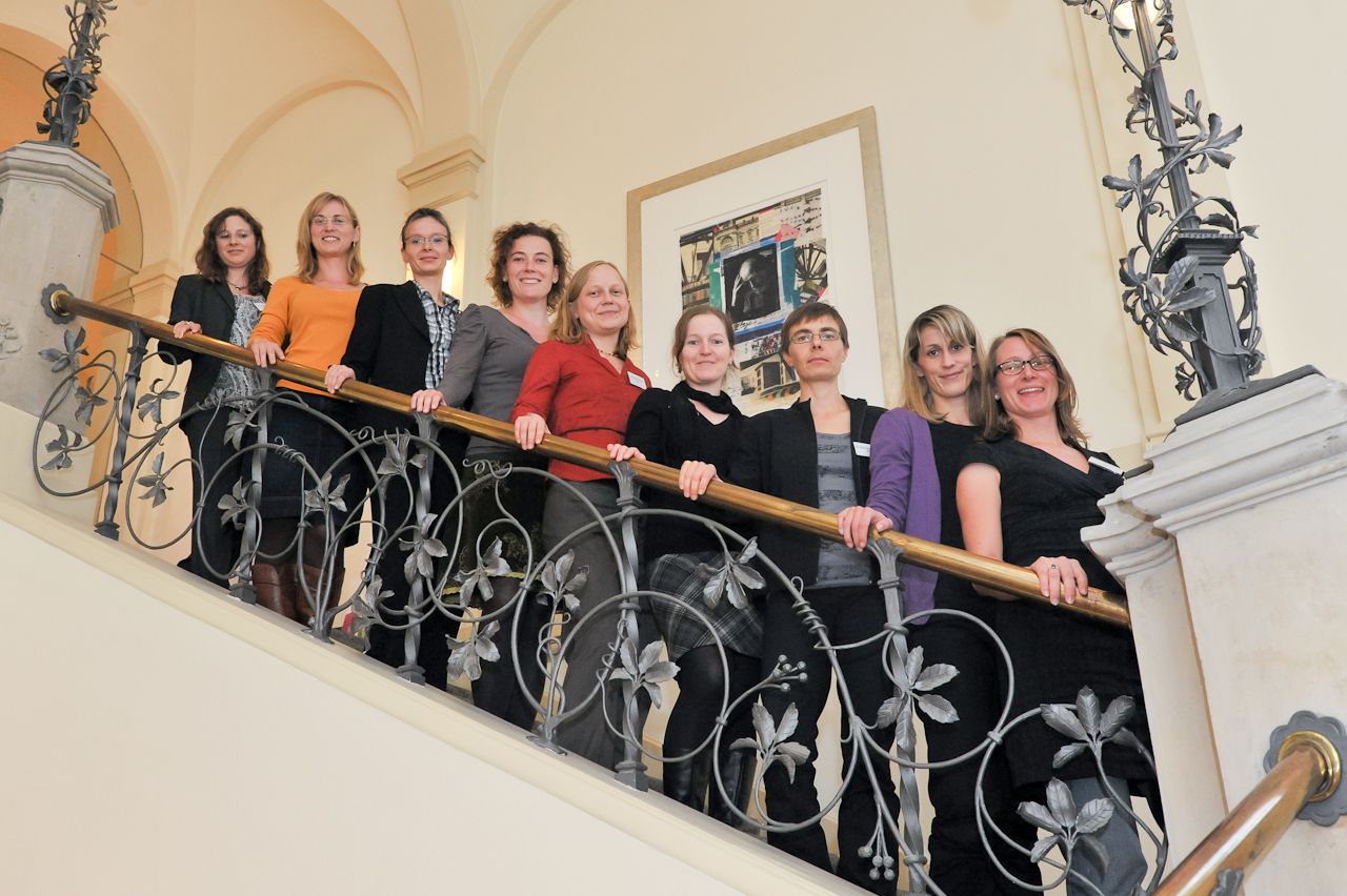 Gruppenbild der Teilnehmerinnen des Programms &bdquo;Mentoring f&uuml;r Wissenschaftlerinnen in Leibniz-Einrichtungen&ldquo;