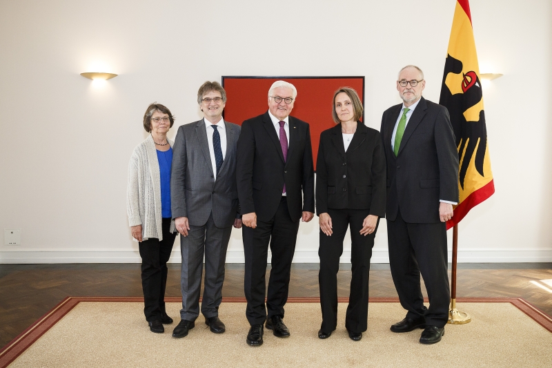 SOEP_beim_Bundespraesidenten_2017.jpg SOEP_beim_Bundespraesidenten_2017.jpg